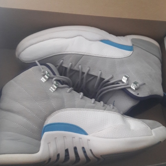 Retro 12 university blue